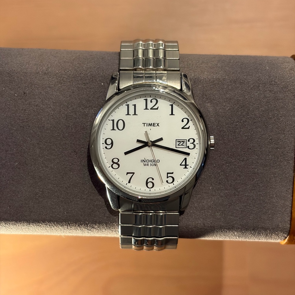 Timex Indiglo WR 30M Stainless Steel Watch – Classic White Dial